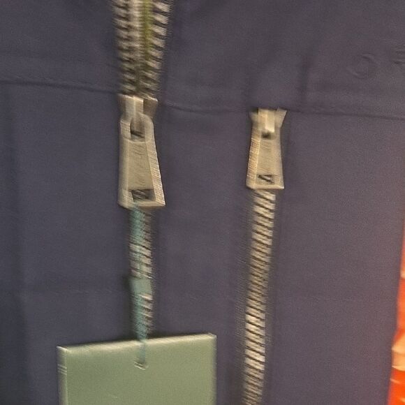 Orvis Blue Fleece Vest for Outdoor Layering - Picture 5 of 11